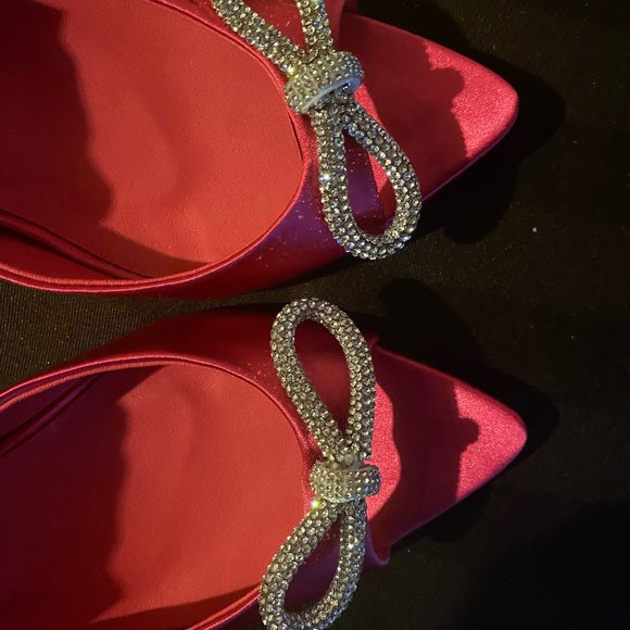 Hot Pink Open toed glamorous sandals - Picture 4 of 6